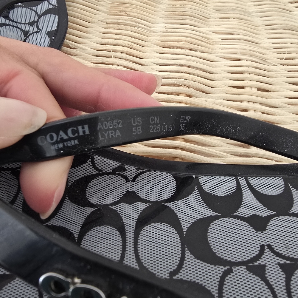 Coach Lyra Black And Gray Monogram Jelly Flip Flops Womens 5 EUC - Picture 3 of 4